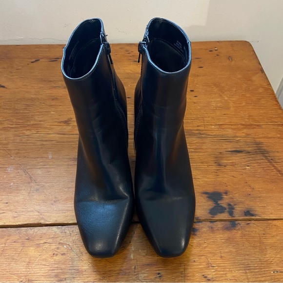 Kelly & Kate Ankle Boots - Picture 8 of 10